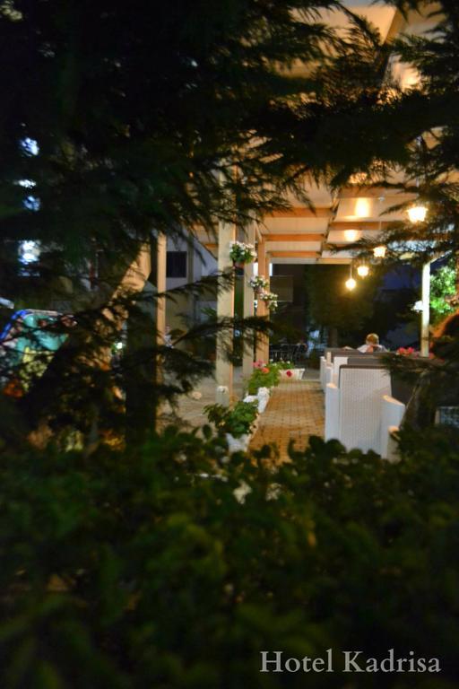 Kadrisa Hotel Durres Bagian luar foto